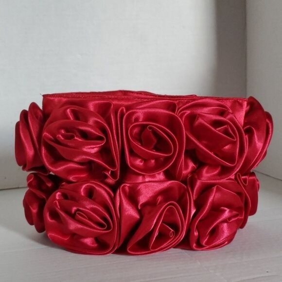 For Your Ease Only Clutch Bag Pouch Purse Red Satin Roses WOMEN'S WOMAN'S - Picture 6 of 16